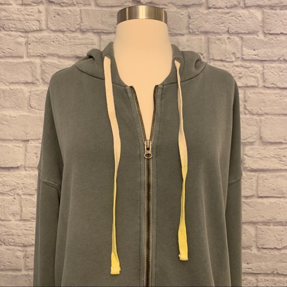 NWT Avocado Brand Paz Hoodie in Olive Green - Picture 2 of 9